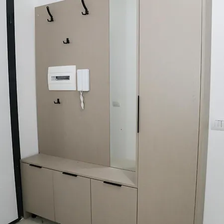 Blu Orik *